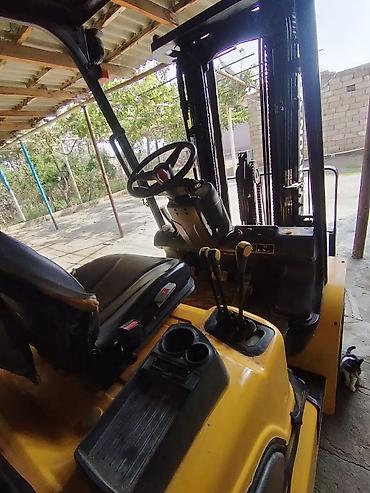 Hyundai qazla işləyən forklift ORİGİNAL HYUNDAİ DIR İLİ 2017 SƏNƏDLƏR