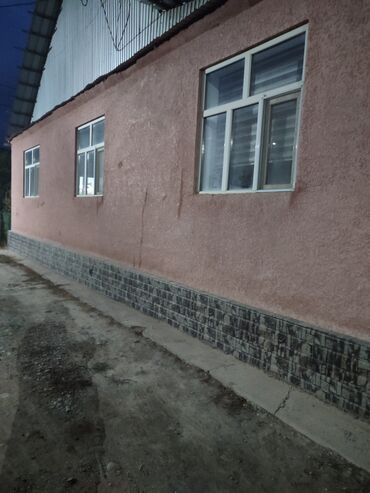 срочно продаю дом рабочий городок: Дом, 102 м², 5 комнат, Собственник, Евроремонт at lalafo.kg срочно продаю дом рабочий городок: Дом, 102 м², 5 комнат, Собственник, Евроремонт