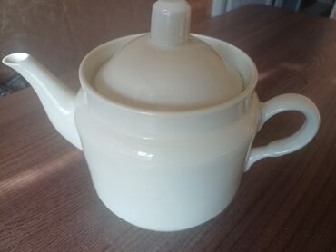 прозрачный чайник: Фарфоровый заварочный чайник, классический белый. Объем 1.7 л. -