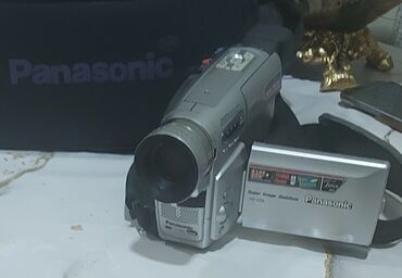 kamera qelem: Video kamera Panasonic az ishlənmish hecbir defekti yoxdu əla