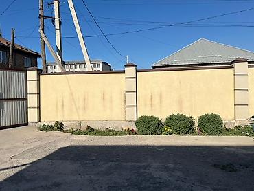 земельный участок и дом: 5 комнат, 200 м², 6 соток, Бишкек, Собственник — 6