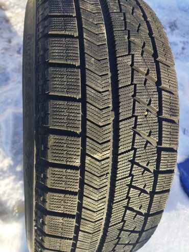 Шины: Шины 215 / 60 / R 16, Зима, Б/у, 1 шт, Легковые, Япония, Bridgestone