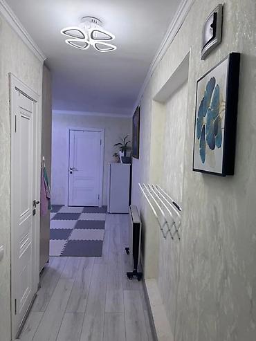 flat osh: 2 комнаты, 43 м², Площадь Ала-Тоо Индивидуалка, 2 этаж, Евроремонт — 3