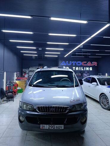 машина без двигателя: Hyundai Starex: 2000 г., 2.5 л, Механика, Дизель, Минивэн