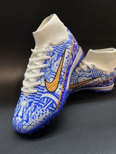 для футбол: Футбольные сороконожки Nike Air zoom с высоким верхом, обеспечивающим
