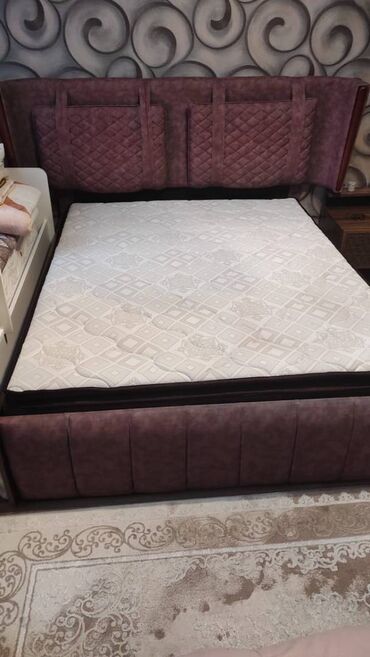 Мебель: Б/у, Двуспальная кровать, Без подьемного механизма, С матрасом, Без выдвижных ящиков, Азербайджан