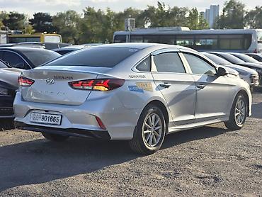 daewoo gentra: Hyundai Sonata: 2020 г., Бензин, Седан — 5