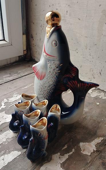 das stekan: Porcelan “balıq” dəstəsi – qrafin və stəkanlar - Tərkib: 1 ədəd balıq — 1