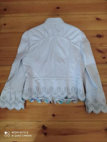 женские куртки с капюшоном: Женская куртка Roberto Cavalli, S (EU 36), M (EU 38), цвет - Белый