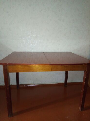 раздвижной полированный стол: Кухонный Стол, цвет - Коричневый, Б/у