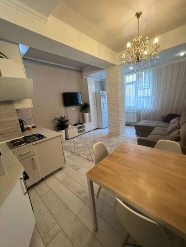 сдаю квартиру долгосрочное цум гум дордой плаза рядом: 2 комнаты, Агентство недвижимости, Без подселения, С мебелью полностью