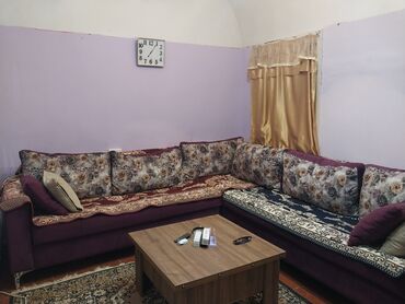 şüvelanda evler: Şüvəlan qəs. 2 otaqlı, 70 kv. m, Orta təmir