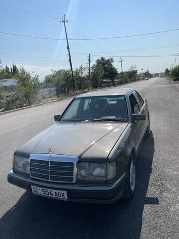 запчасти опель вектра б: Автомобиль Mercedes-Benz в кузове W124 седан классического дизайна. В