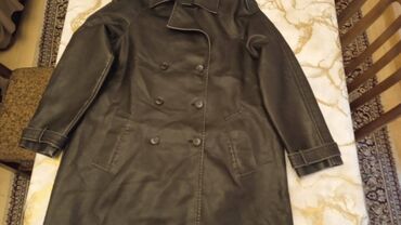 Paltolar: Trend yoldan təzə alınıb. Dəri palto, heç geyinilmiyib. Bedeni L — 7
