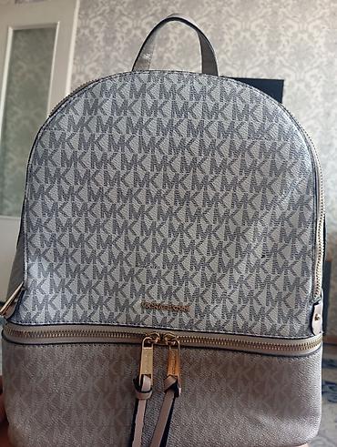 гармен: Рюкзак Michael Kors с фирменным монограмным принтом MK. - Материал — 1