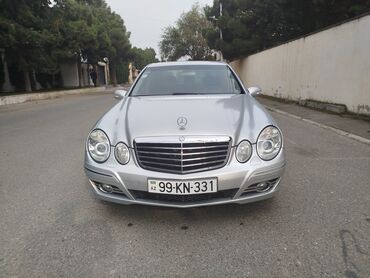 Mercedes-Benz: Mercedes-Benz E-Class (W211) sedan - Gümüş rəng, 4 qapı, klassik — 1