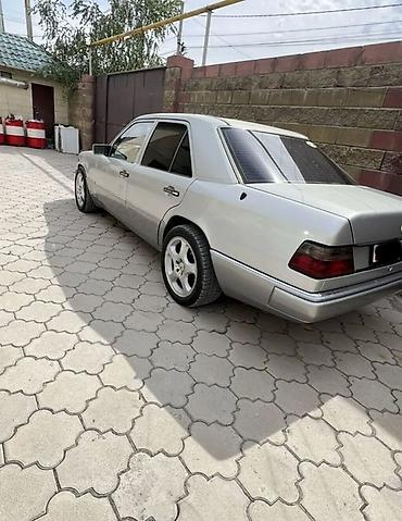 x class: Mercedes-Benz W124: 1991 г., 2.3 л, Механика, Бензин, Седан — 4