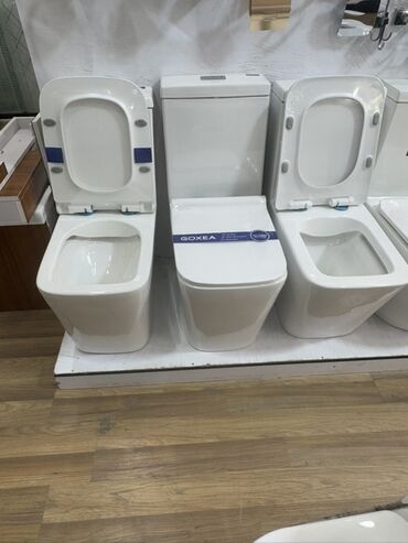 Moydadırlar: Ayaq üstü quraşdırılan, unitaz növü, ağ rəngdə, keramika materialından