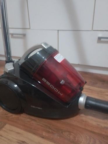 Klasični usisivači: Usisivac DIRT DEVIL je potpuno ispravan, u odlicnom stanju sa sitnim — 3