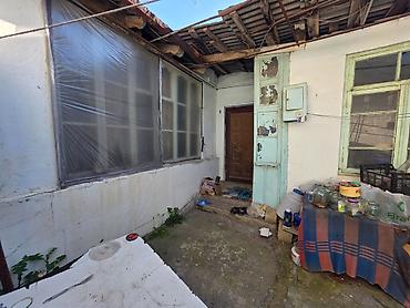 Həyət evləri və villalar: 6 otaqlı, 99 kv. m, Orta təmir — 5
