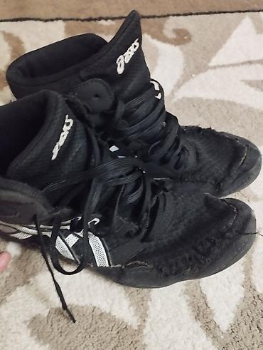 кийии: Эркектердин кроссовкасы, 37, Asics, Колдонулган, түсү - Кара — 2