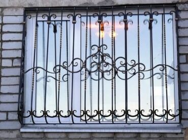 полка для телевизор: Терезелер үчүн торлор, Согулуп жасалган, Буюртмага, Акы төлөнүүчү орнотуу