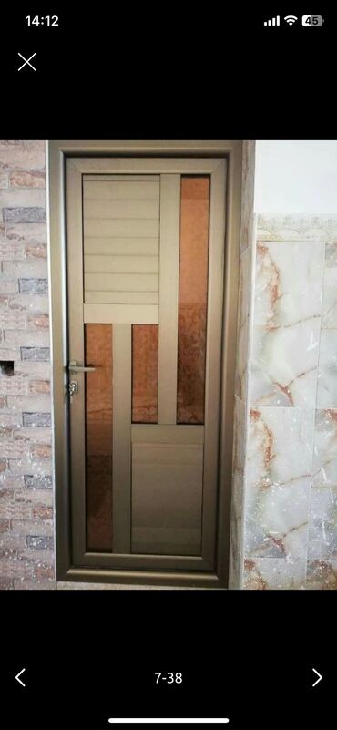 Giriş qapıları: Ofis üçün Yeni Giriş qapısı Zamok ilə, Pulsuz quraşdırma, Ünvandan götürmə, Pulsuz çatdırılma, Ödənişli çatdırılma — 11