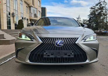 Lexus: Lexus ES: 2018 г., 2.5 л, Вариатор, Гибрид, Седан