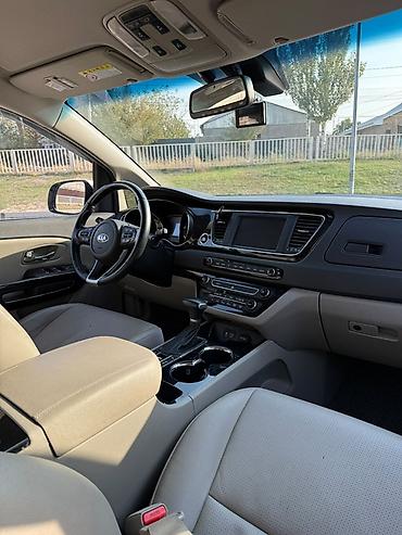 mercedesbenz sprinter средний: Kia Carnival: 2019 г., 2.2 л, Автомат, Дизель, Минивэн — 6