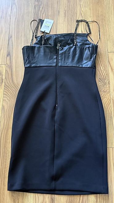 charles keith кошелек: Кече көйнөгү, Коктейл, Жеңдери жок, S — 1
