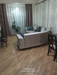 Uzunmüddətli kirayə mənzillər: Otaq yoldaşı bəy axtarıram. Mənzil 2 otaqdan ibarətdir. Yeni tikili 17 — 5