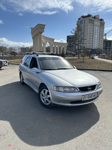 Opel: Opel Vectra: 2002 г., 1.6 л, Автомат, Бензин, Универсал