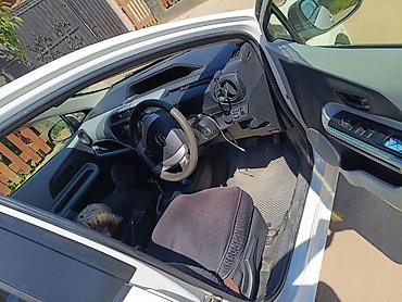 эстимо: Toyota Aqua: 2013 г., 1.5 л, Автомат, Гибрид, Хэтчбэк — 1