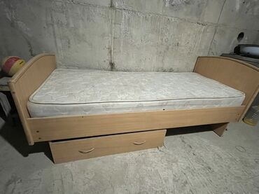 кровать односпальная бишкек цена: Продаю односпальный кровать б/у