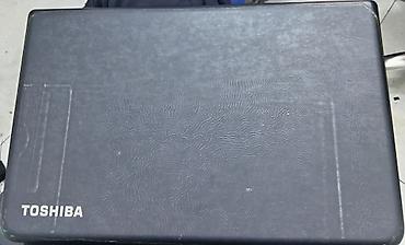 Toshiba noutbuk Xüsusiyyətlər: - Ekran: təxminən 15.6" (mat LCD) -