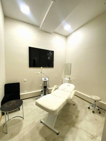 Digər kommersiya daşınmaz əmlakı: Nəsimi rayonu, Rəşid Behbudov küçəsində Biznes mərkəzinin 1-ci -da lalafo.az — 7 Digər kommersiya daşınmaz əmlakı: Nəsimi rayonu, Rəşid Behbudov küçəsində Biznes mərkəzinin 1-ci — 7