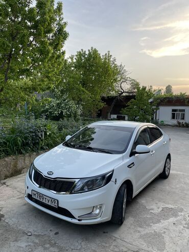 акумулятор для авто: Kia Rio: 2013 г., 1.4 л, Механика, Бензин, Седан