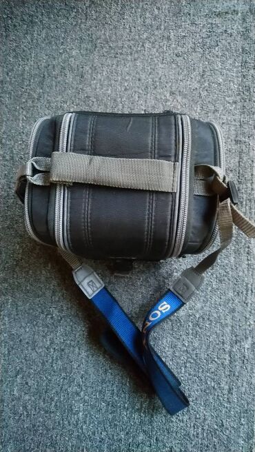 Torbe i futrole za kamere: Sony torba za aparat nova 2000din. i rezerni kaiš ide uz torbicu na lalafo.rs — 5 Torbe i futrole za kamere: Sony torba za aparat nova 2000din. i rezerni kaiš ide uz torbicu — 5