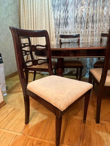 Masa və oturacaq dəstləri: Qonaq otağı üçün, İşlənmiş, Açılan, Oval masa, 6 stul — 3