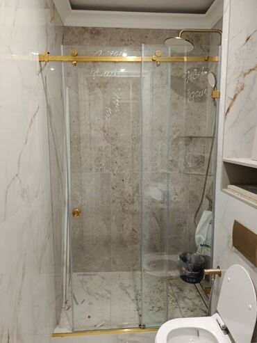 кровать раздвижной: Душевая кабина Прямоугольная, Покрытие: Прозрачный