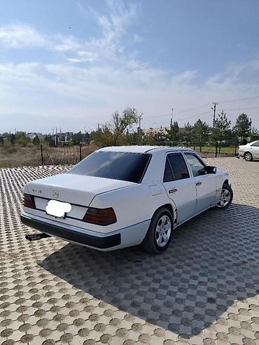машина мерс с: Mercedes-Benz W124: 1991 г., 2.3 л, Механика, Бензин, Седан — 7