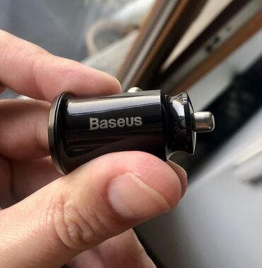 baseus qulaqciq: Simsiz şarj cihazı Baseus, 20 Vt, Yeni