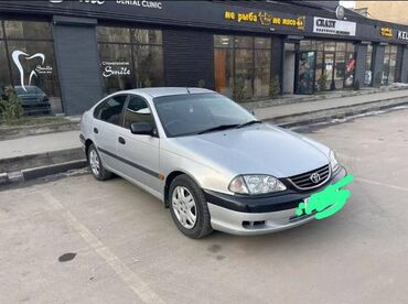 Toyota: Toyota Avensis: 2001 г., 1.8 л, Автомат, Бензин, Седан