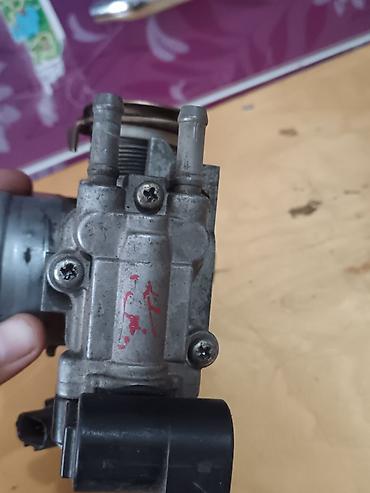 Дроссельные заслонки: Дроссельная заслонка Subaru 2000 г., Б/у, Оригинал, Япония — 6