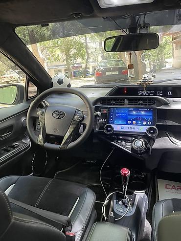 luaz satilir: Toyota Aqua: 1.5 l | 2015 il Hetçbek — 10