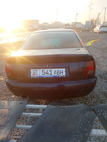 Audi: Audi A4: 1996 г., 1.8 л, Автомат, Бензин, Седан — 15
