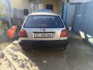 талас авто гольф: Volkswagen Golf: 1993 г., 1.6 л, Механика, Бензин, Седан