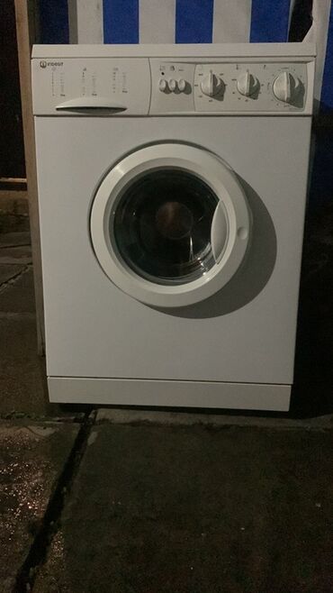 кир жуучу машиналар бишкек: Кир жуучу машина Indesit, Автоматтык