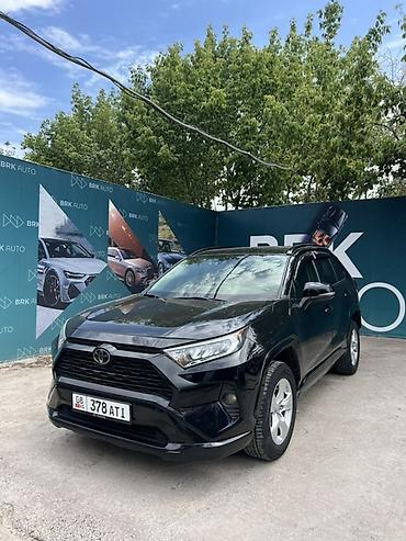 Toyota RAV4: 2018 г., 2.5 л, Вариатор, Бензин, Кроссовер lalafo.kg да Toyota RAV4: 2018 г., 2.5 л, Вариатор, Бензин, Кроссовер