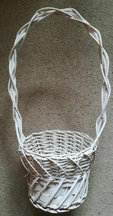 stilska vrata: Basket, color - White, New